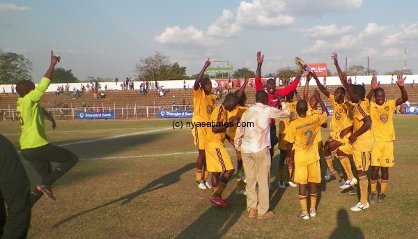 KB celebrate after the whistle, Pi Leonard Sharra, Nyasa Times