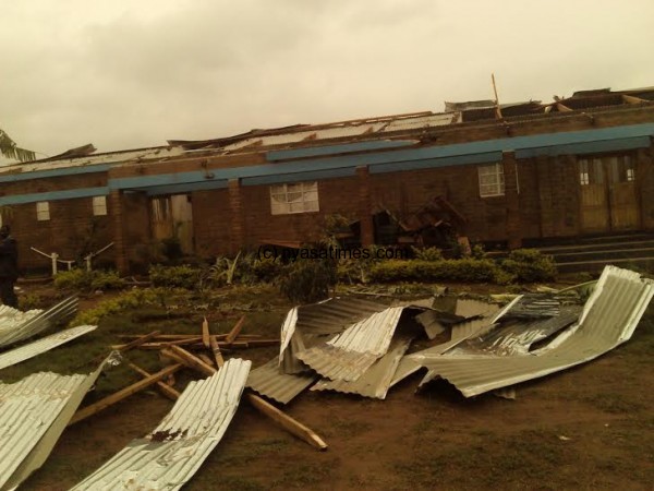 Kauma school roof blown off