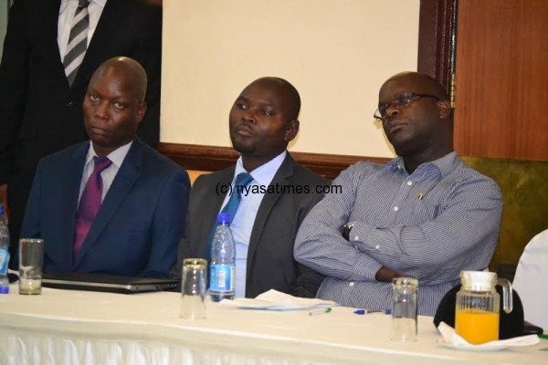 Misa-Malawi chair Thom Khanje (left) and other senior journalists: ATI has been heavily compromised