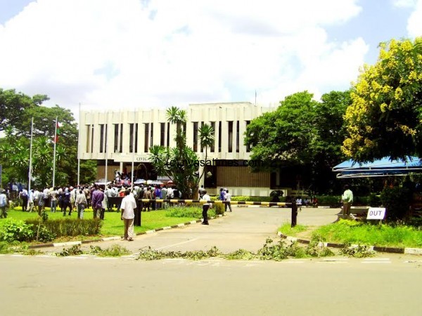 Lilongwe Civic offices under siege by its workers