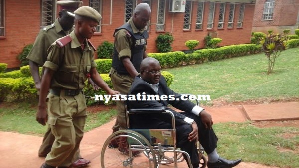 Lutepo after testifying in court being taken back to prison.-Photo by Mphatso Nkhoma, Nyasa Times