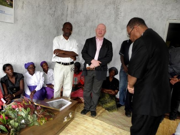 MBC Director General paying his last respects to his dedicated employee- Pic Lucky Mkandawire