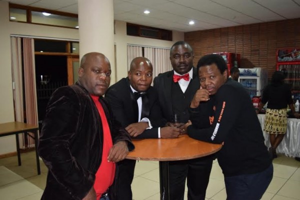 Mabvuto Banda (right) with fellow journos at the gala