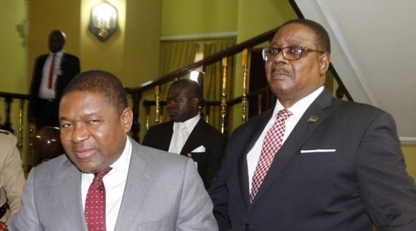Malawi and Mozambique Presidents at-Kamuzu-palace-talks-0305