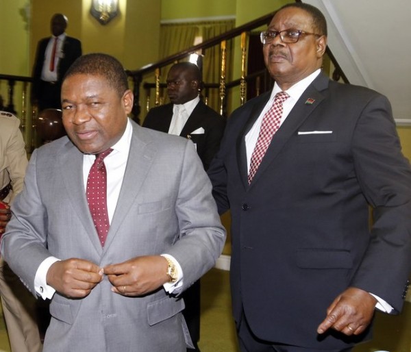 Malawia and Mozambique Presidents at Kamuzu palace