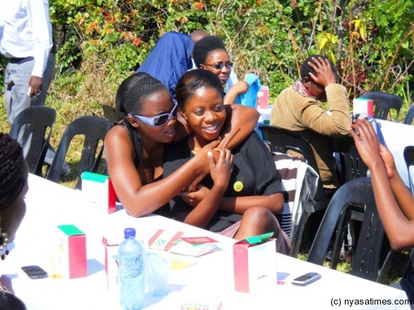 Mary Tsegula and her fellow journalists enjoying every moment.-..Photo Jeromy Kadewere, Nyasa Times