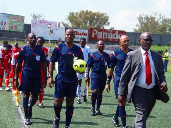 Match-offficials onto-the-field-of-play......Photo-Jeromy-Kadewere.