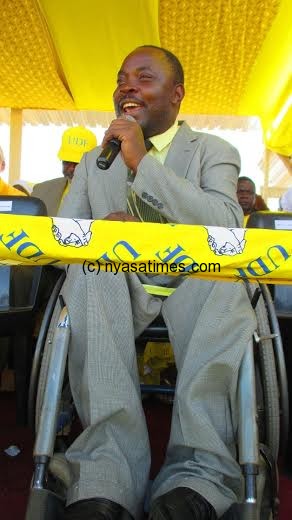 Member of Parliament for the area Clement Chiwaya making his speech....Photo Jeromy Kadewere