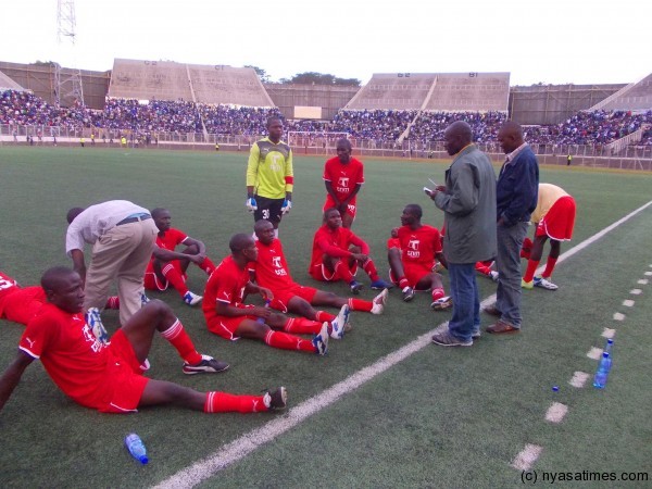 Mike Kumanga doing pep talk before penalties.....Photo Jeromy Kadewere