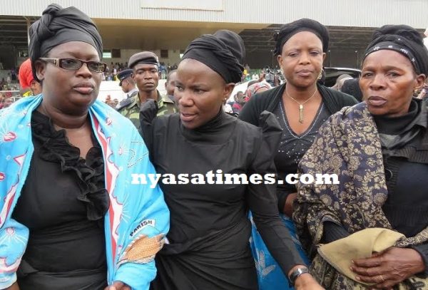 Minister Grace Chiume came to console John Nyanga's wife ...Photo Jeromy Kadewere