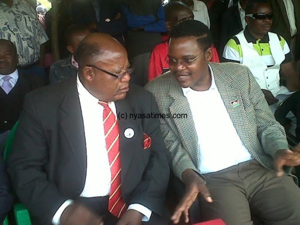 Mlomo (L) and Kamata at the rally