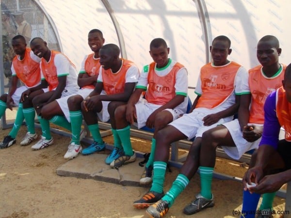 Moyale players no happy with Mzuzu stadoum pitch