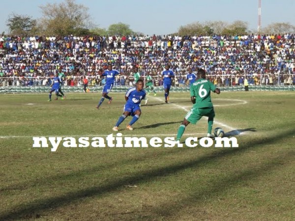 Moyale's Lloyd Njaliwa takes the game to the Nomads, Pic Alex Mwazalumo