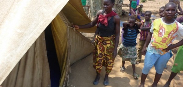 Mozambican refugees at Luwani camp 