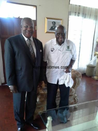 Muluzi and Kaunda in Lusaka on Tuesday