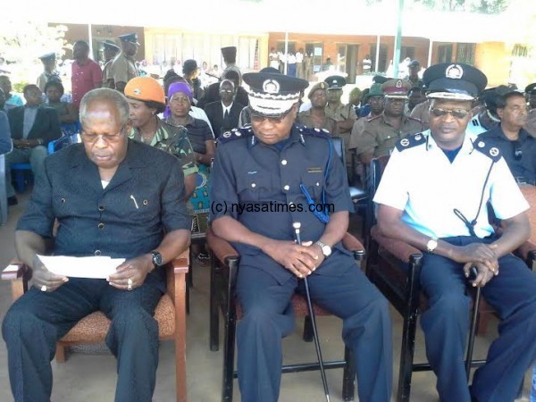 Muluzi and officers at the ceremony
