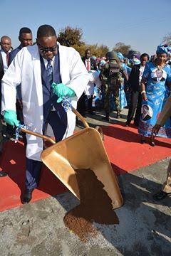Mutharika at work in ground breaking 