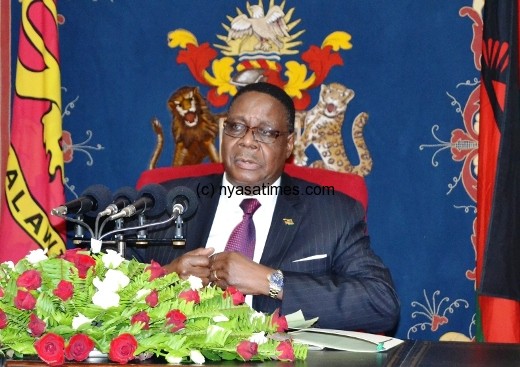 Mutharika gives his remarks at the meeeting with World Bank Directors at Kamuzu Palace-Pic. by Abel Ikiloni