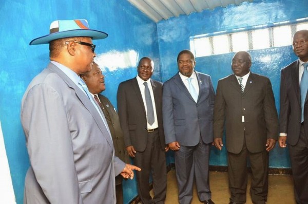 Mutharika in Lumbadzi police cell withhis former cell mates and ruling DPP gurus
