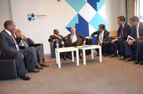 Mutharika meeting investors at the Business Forum in Malta