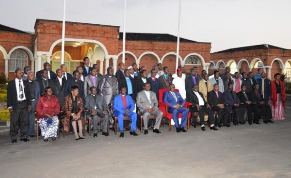 Mutharika with religious leaders of the north at Mzuzu State Lodge