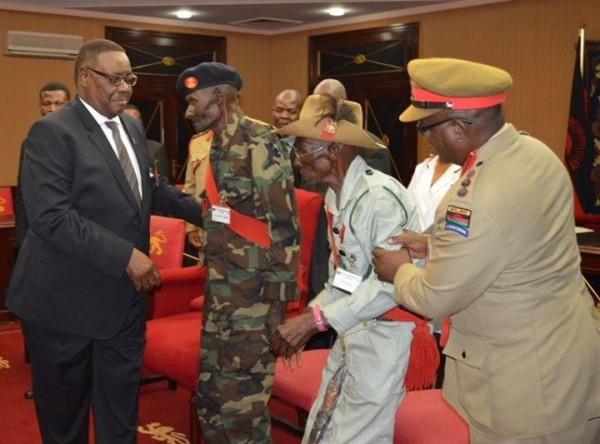 Mutharika with veteran soldiers