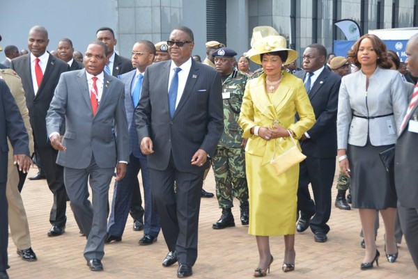 President Mutharika, vice president Saulos Chilima and top govrnment officials arrive for the investment forum