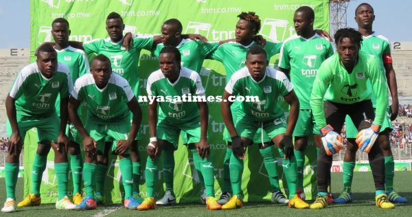 Mzuni  football team posing for Nyasa Times: In crisis