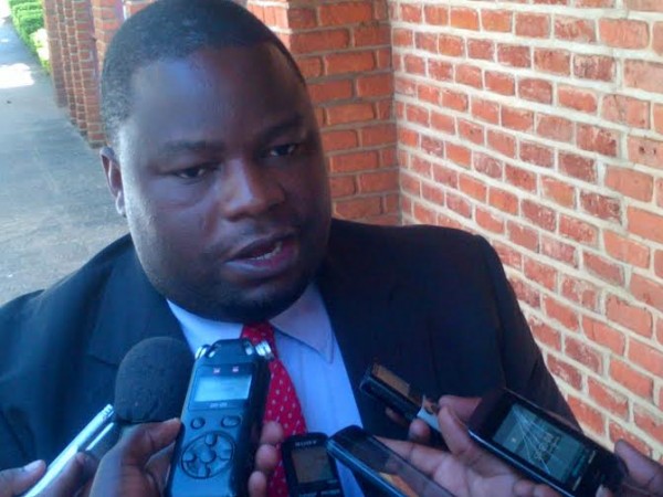 Nankhumwa: Switches off anaologue and turns on digitial television