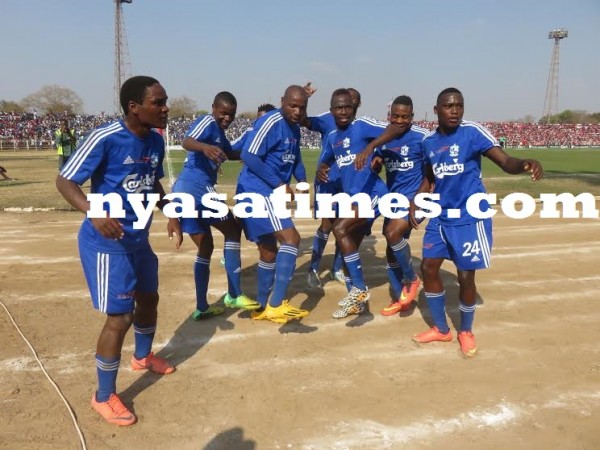 Nomads celebrate the opener, Pic Alex Mwazalumo