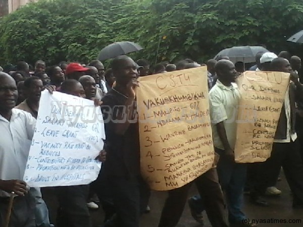 Carrying placards: Civil servants in Mzuzu on Wednesday held peaceful march