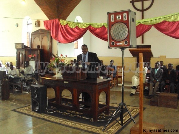 Peter Mutharika speaking to the congregation at Nkhoma CCAP Church in Lilongwe