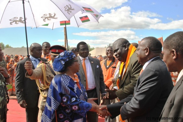 PP Isaac Nyakamera and others welcome the President