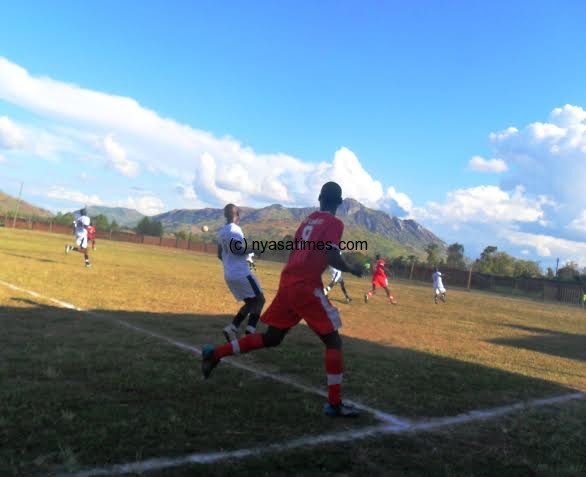 Part of the action during the game in Zomba