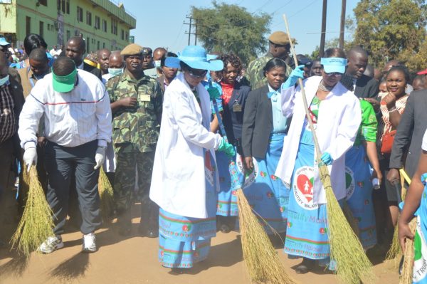 Patron of BEAM Trust ,Madam Dr.Gertrude Mutharika taking part in a city clean up campaign in Lilongwe as part of World environment week on wednesday (C) Stanley Makuti 