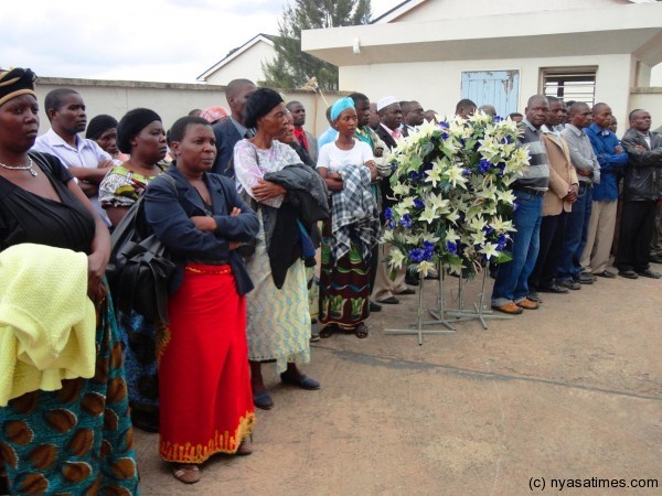 People came in large numbers to pay their last respect....Photo Jeromy Kadewere