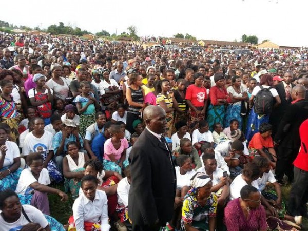 People listening to MCP rally in Mzuzu