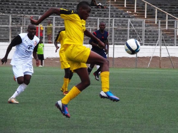  Peter-Cholopi-on-the-ball...Photo-Jeromy-Kadewere.