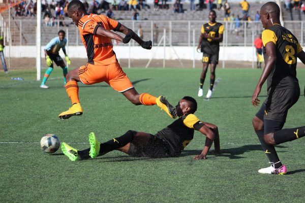 Peter Wadabwa pass sneak through his opponent...Photo Jeromy Kadewere
