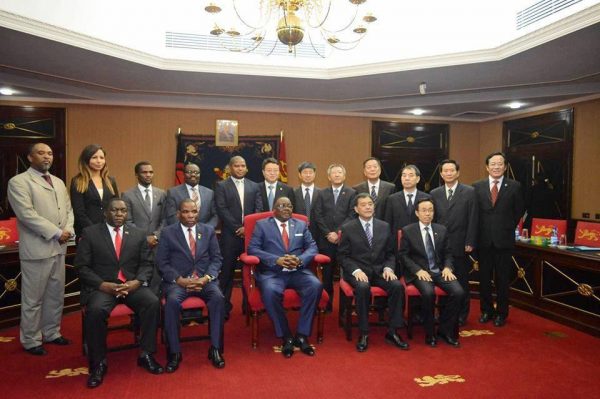 Mutharika with Chinese investors