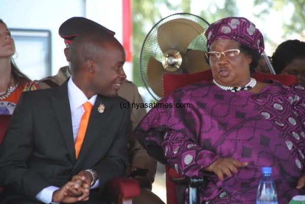 President Banda  is with Sosten Gwengwe who is her running mate in the May 20 Tripartite Elections