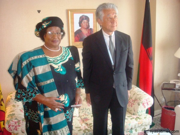 President Banda meets JOGMEC Executive Director Hideyuki Ueda