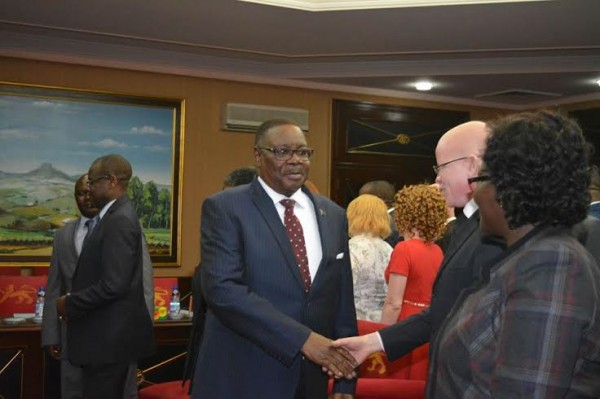 President Mutharika greets Massa
