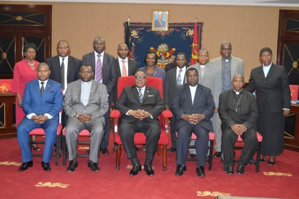 President Mutharika with the membership of the Blantyre CCAP Syond