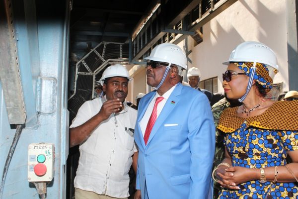 President Peter Mutharika is taken around the Saliam sugar factory after officially opened it on Monday.(C)govati Nyirenda. Mana 