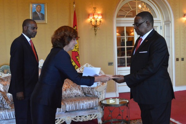 President Peter Mutharika receives letters of credence from Ambassador of Spain to Malawi, Alicia Moral Revilla (c)Stanley Makuti