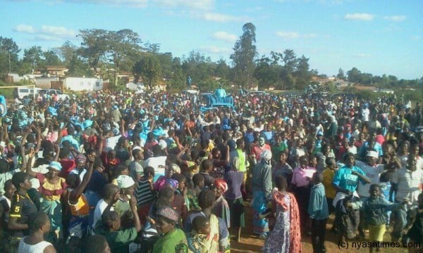 Crowds that attended Peter Mutharika's meeting