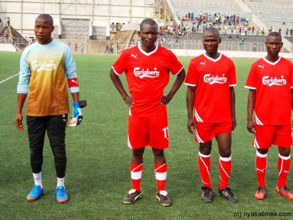 Red Lions players ready to face the home team