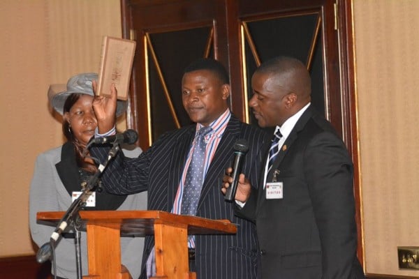 Rev Ndau takes his oath