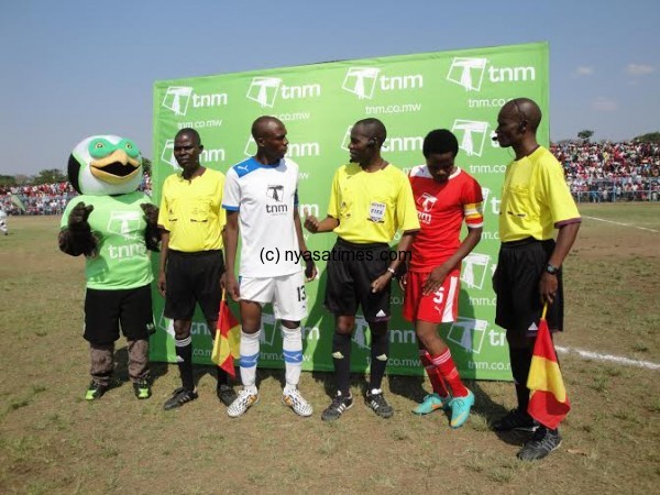 Shasha pose with match officials, captains before the match.